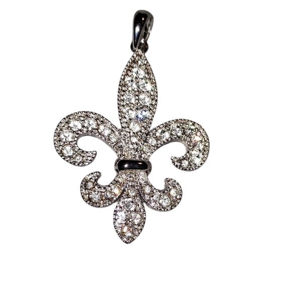 Silver tone Fleur-de-Lis pendant with Sparkling Gemstones - Picture 1 of 2